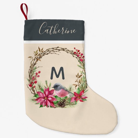 Rustikales Wreath Poinsetta Bird Berries Monogram Kleiner Weihnachtsstrumpf (Vorderseite)