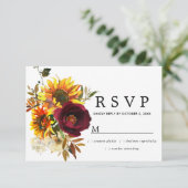 Rustische Burgund Red Floral Wedding RSVP Card (Stehend Vorderseite)