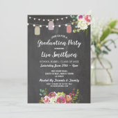 Rustische Graduierungsparty Jars Chalk Blume laden Einladung (Stehend Vorderseite)