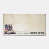 Rustische Kampfstiefel für mein Herz: militärische Schreibtischunterlage (Vorderseite)