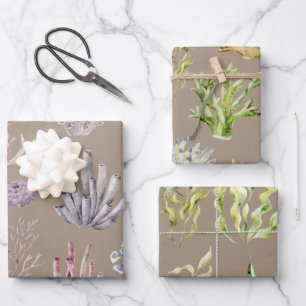 Rustische Kraft Papier Wasserfarbenkorallen Unkrau