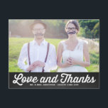 RUSTISCHES CHALKBOARD WEDD FOTO DANK IHNEN POSTCAR POSTKARTE<br><div class="desc">RUSTIC CHALKBOARD WEDDING FOTO DANK IHNEN POSTCARD Ein individualisierbares Hochzeitsdanken Postcard weiß Retro Typografie und Kalkboard Hintergrund. Andere Farben sind in meinem Laden erhältlich.</div>