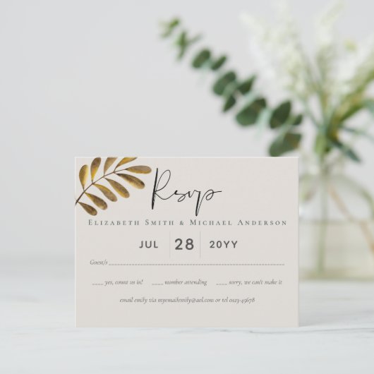 Rusty Bronze Leaf Wedding RSVP Postkarte (Stehend Vorderseite)