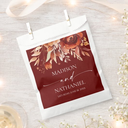 Rusty Burgundy Brown Floral Blume Wedding Geschenktütchen (Ausgeschnitten)