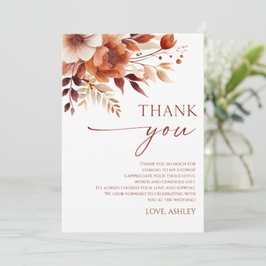 Rusty Burgundy Floral Blume Brautparty Dankeskarte (Stehend Vorderseite)