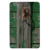 Rusty Door Handle an der grünen Tür Magnet (Vertikal)