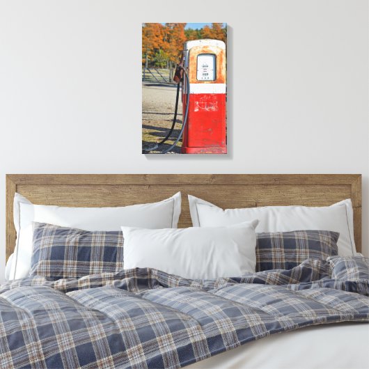 Rusty-Gaspumpe Leinwanddruck (Insitu (Schlafzimmer))