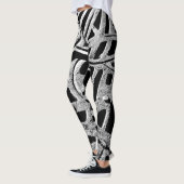 Rusty Grate in Grau Leggings (Links)