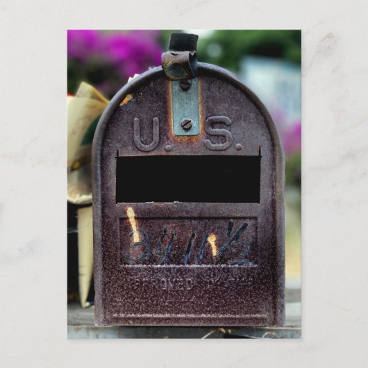 Rusty Mailbox Portrait Postkarte (Vorderseite)