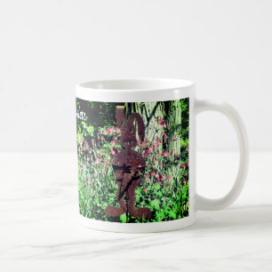 Rusty Rabbit Flower Garden Personalisiert Kaffeetasse