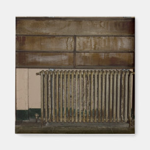 Rusty Radiator (Raumheizgerät) im Gefängnis von  Magnet