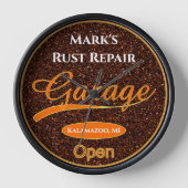 Rusty Rebel Classic Clunkers Garage Wall Clock Uhr (Vorderseite)