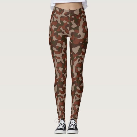 Rusty Red and Dark Olive Camo abstract Leggings (Vorderseite)
