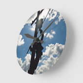 Rusty the Lineman Runde Wanduhr (Winkel)