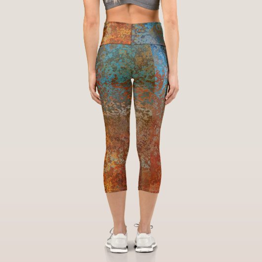 Rusty, Verdigris, Grunge Steampunk Capri Leggings (Rückseite)