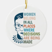 Ruth Bader Ginsburg, Frauen an allen Orten Keramik Ornament (Vorne)