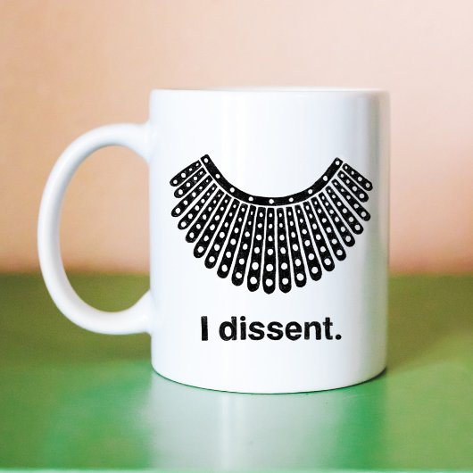 Ruth Bader Ginsburg I Dissent RBG Collar Kaffeetasse