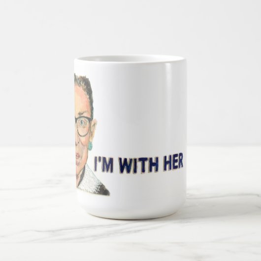 Ruth Bader Ginsburg "Ich bin mit ihr" Kaffeetasse (Mittel)