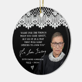 Ruth Bader Ginsburg Lace Collar RBG Weihnachtsbaum Keramik Ornament (Links)