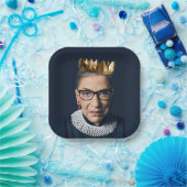 Ruth Bader Ginsburg mit Goldkrone Pappteller (Party)