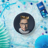 Ruth Bader Ginsburg mit Goldkrone Pappteller (Party)