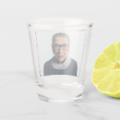 Ruth Bader Ginsburg Schnapsglas (Rückseite)