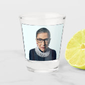 Ruth Bader Ginsburg Schnapsglas (Vorderseite)
