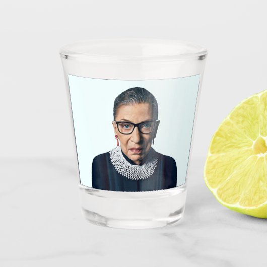 Ruth Bader Ginsburg Schnapsglas (Vorderseite)