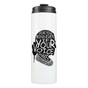 Ruth Bader spricht Ihre Meinung, selbst wenn Ihre  Thermosbecher