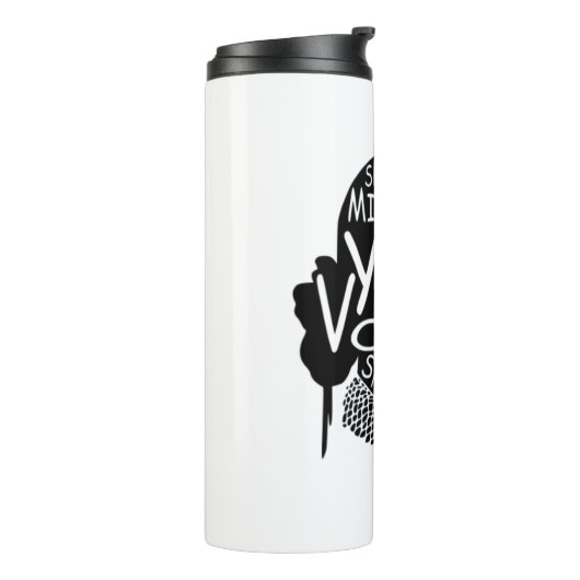 Ruth Bader spricht Ihre Meinung, selbst wenn Ihre Thermosbecher (Nach links gedreht)