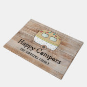 RV Trailer Happy Campers Personalisierte Familie Fußmatte (Schrägansicht)
