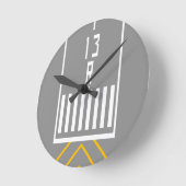 RWY-Schwellenwert 13R Runde Wanduhr (Winkel)