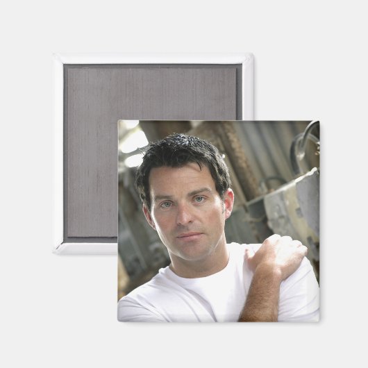 Ryan Kelly Music - Magnet - Schlicht White T (Vorderseite/Rückseite)