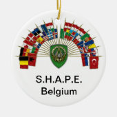 S.H.A.P.E. Belgien-Verzierung Keramik Ornament (Vorne)