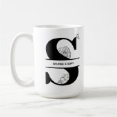 S ist für Savage & Sweet - Blumenbrief-T-Shirt Kaffeetasse (Links)