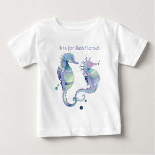 S ist für Seepferdeniedliches Baby T-shirt