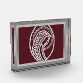 S. Mary Elegantes Foto an der silbernen Grenze (Links)