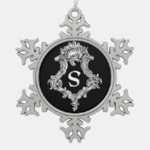 S Monogramm Initialverzierung Schneeflocken Zinn-Ornament (Vorderseite)