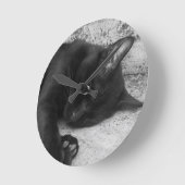 S/W - Schlafende Katze Runde Wanduhr (Winkel)