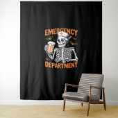 Saal 2 Side Emergency Department Halloween Nurine Wandteppich (Beispiel)