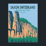 Sächsische Schweiz Nationalpark Deutschland Vintag Postkarte<br><div class="desc">Sächsische Schweiz Vektorgrafik Design. Die sächsische Schweiz,  im deutschen Freistaat Sachsen,  zeichnet sich durch ihre Sandsteinfelsen aus,  die viele Bergsteiger gezeichnet haben.</div>