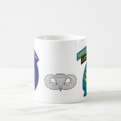 Sachverständiger Taschenflecken des Dschungels - Kaffeetasse (Mittel)