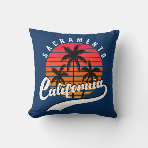 Sacramento Retro Sunset Throw Kissen