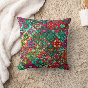 Sacred Lines - Geometric Boho Indian Pattern Kissen