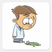 Sad Boy Scientist mit gebrochenem Experiment Quadratischer Aufkleber (Vorderseite)