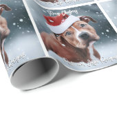 Sad Pit Bull mit Weihnachten in der Weihnachtsmann Geschenkpapier (Rolleneckpunkt)