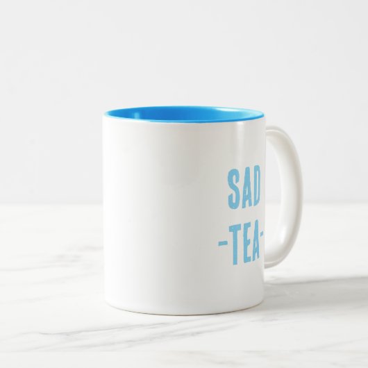 Sad Tea Tasse (VorderseiteRechts)