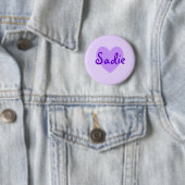 Sadie in Lila Button (Beispiel)