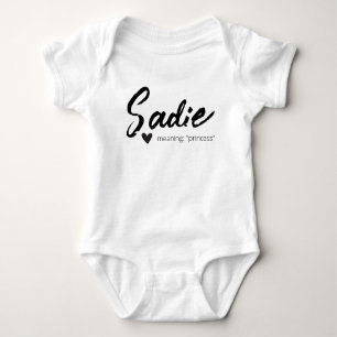 Sadie Name Reveal Bedeutung Minimal Moderne Schwar Baby Strampler