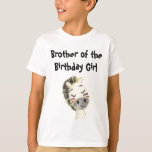 Safari Birthday Brother T - Shirt<br><div class="desc">Geburtstag feiern ist eine Familienaffäre! Erhalten Sie passende Shirts für die ganze Familie,  damit Sie stilvoll feiern können. Es macht nicht nur Spaß,  das Thema zu spielen,  sondern es lässt andere Eltern leicht wissen,  wer die Gastgeber des Party sind! Diese Safari Party Shirts sind die perfekte Touch!</div>